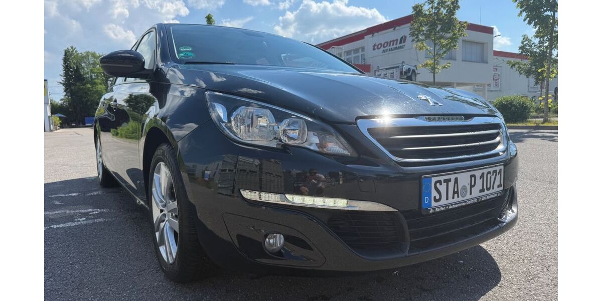 Peugeot 308 148.000 km 3.333 &euro; München 81243