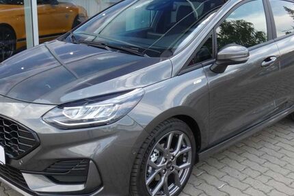 Ford Fiesta 17.400 km 17.490 € Radebeul 01445