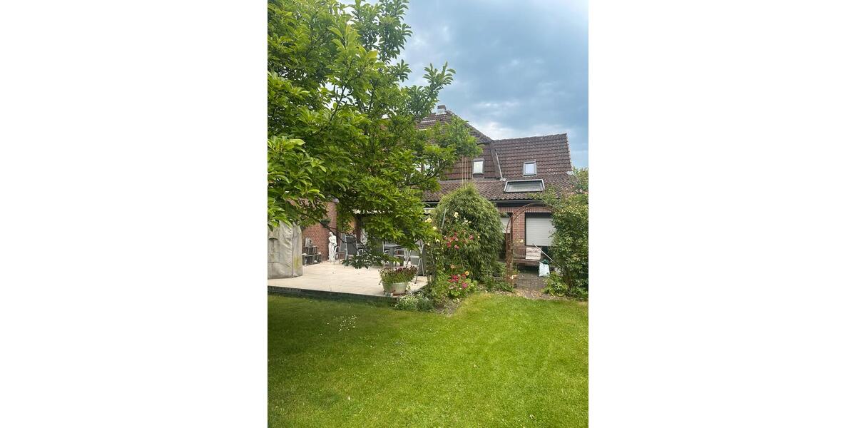 Doppelhaushälfte Neumünster - 5 Zimmer, 138 m&sup2;, 230.000&euro; | Angebot:24623068