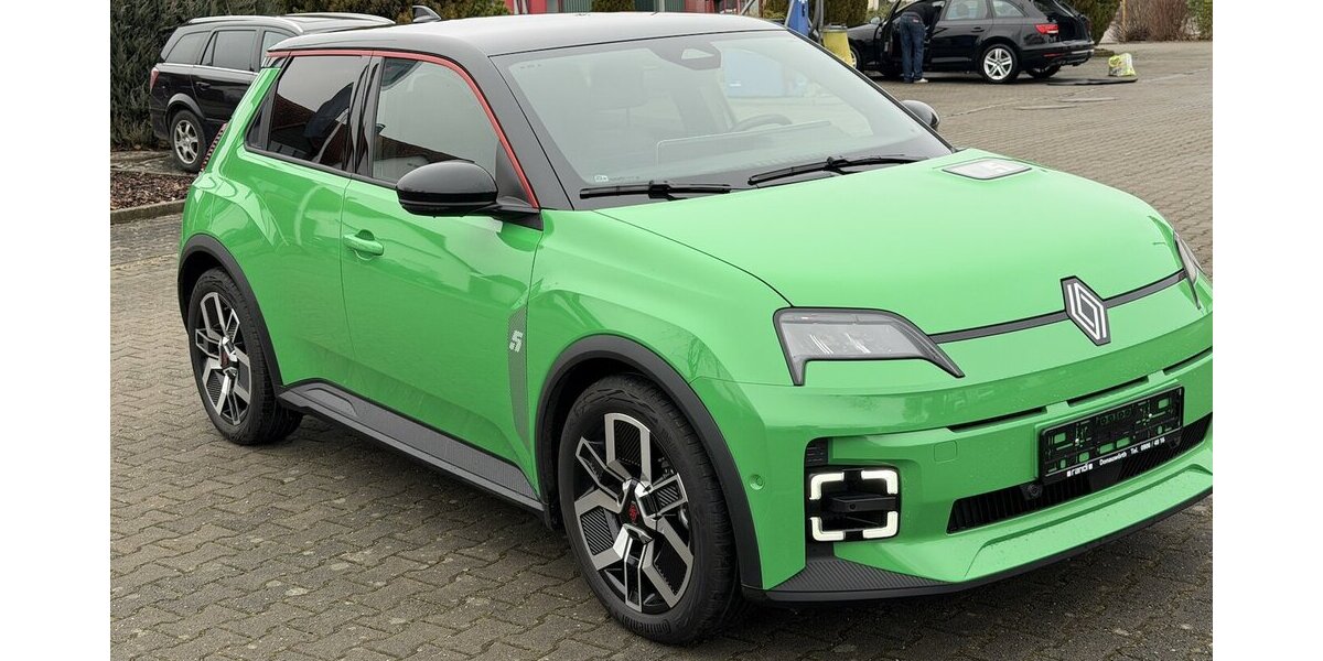 Renault R 5 E-Tech 150 Comfort Range Techno/SitzH/RFK 3.500 km 28.990 &euro; Donauwörth 86609