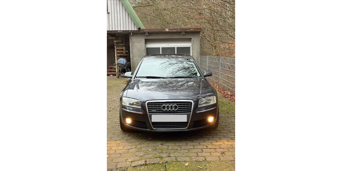 Audi A8 340.000 km 6.200 &euro; Bornsen 21039