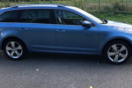 Skoda Octavia 165.000 km 7.900 € Limbach-Oberfrohna 09212