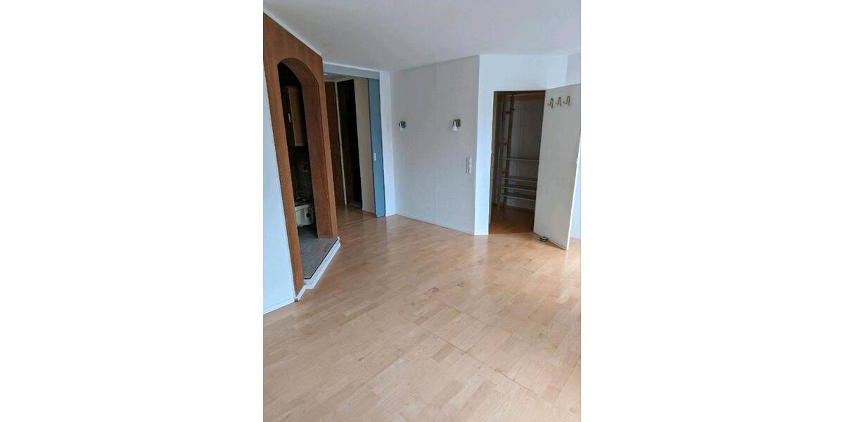 Etagenwohnung Erlangen Bruck - 2.5 Zimmer, 79 m&sup2;, 900&euro; | Angebot:26671368