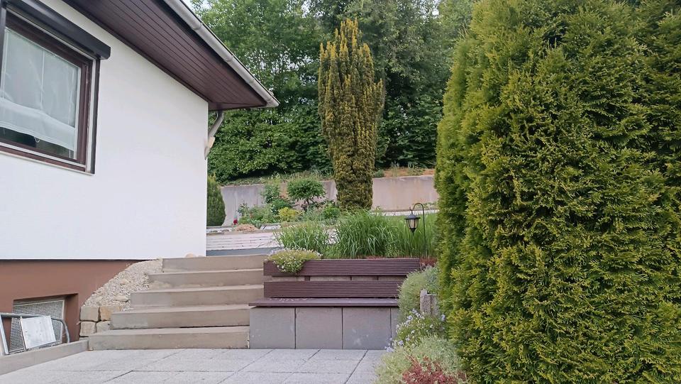 Einfamilienhaus Pretzfeld - 7 Zimmer, 140 m&sup2;, 499.000&euro; | Angebot:26640055