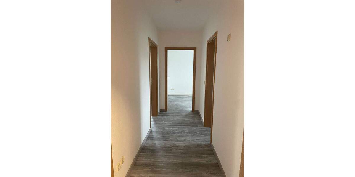 Zimmer Aue - 4 Zimmer, 80 m&sup2;, 330&euro; | Angebot:25984873