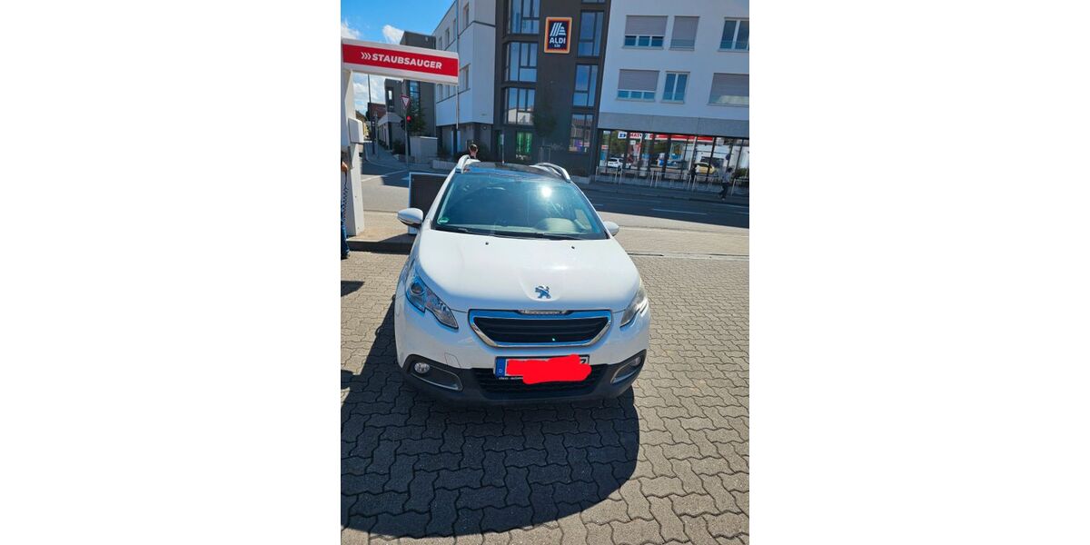 Peugeot 2008 151.000 km 5.350 &euro; Böchingen 76833