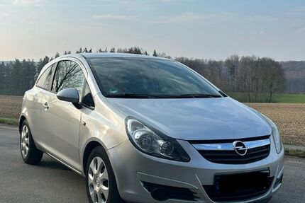 Opel Corsa 115.000 km 3.990 &euro; Warstein 59581