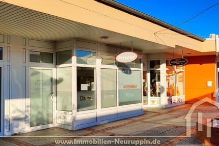 Für Barbershop oder Ähnliches (ca. 63m²) zwischen Gastronomien und Ladengeschäften in Rheinsberg zimmer