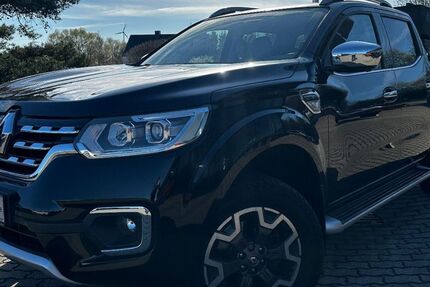 Renault Alaskan 61.000 km 30.990 &euro; Zeitz 06712