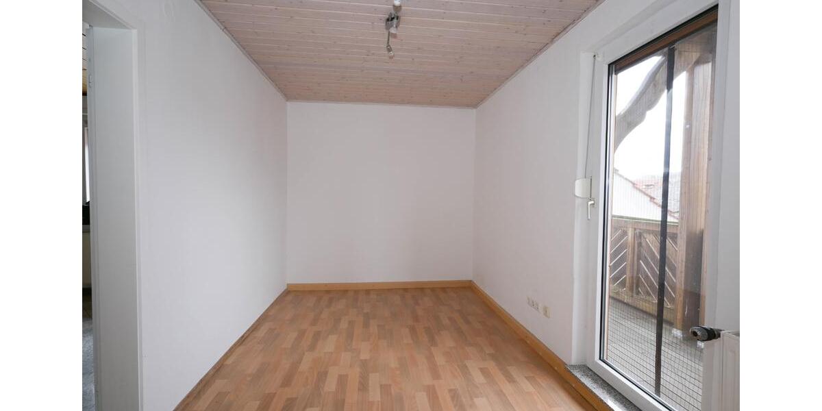Etagenwohnung Tann (Rhön) - 3 Zimmer, 80 m&sup2;, 920&euro; | Angebot:25934782
