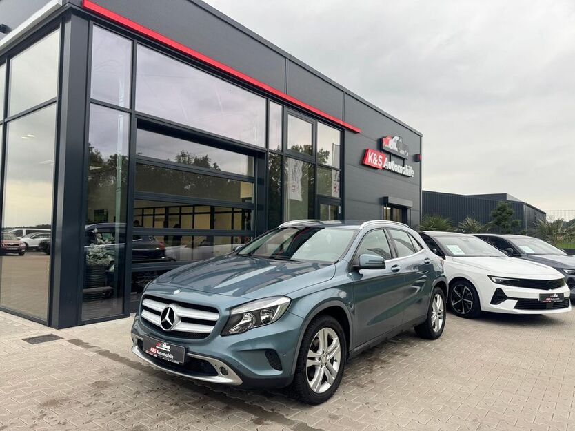 Mercedes-Benz GLA 220 189.000 km 13.990 € Bösel 26219