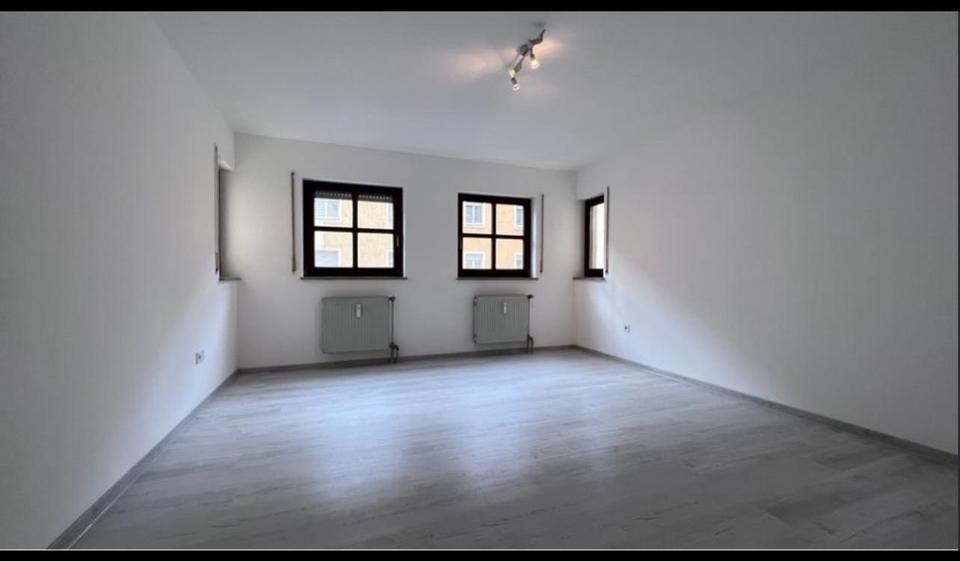 Etagenwohnung Cadolzburg - 2 Zimmer, 53 m&sup2;, 750&euro; | Angebot:26272768