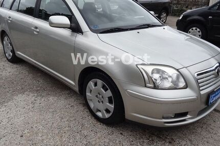 Toyota Avensis 111.000 km 5.999 &euro; Berlin 13127