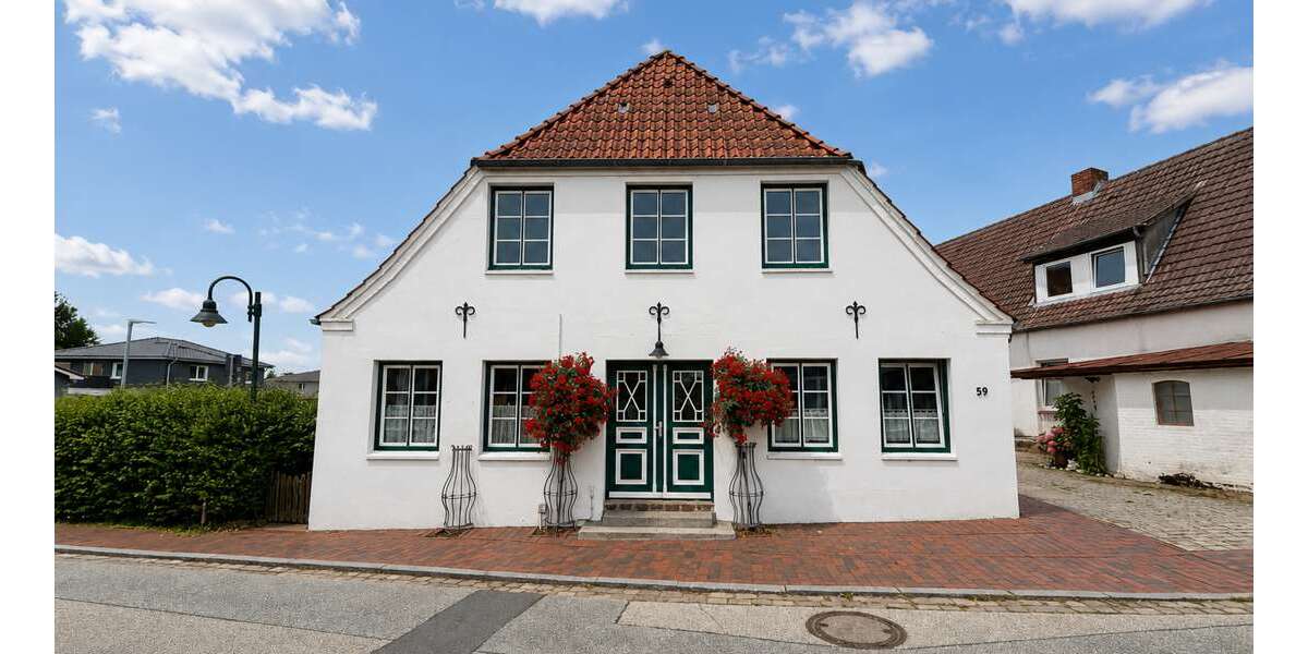 Einfamilienhaus Lunden - 10 Zimmer, 275 m&sup2;, 275.000&euro; | Angebot:27068770