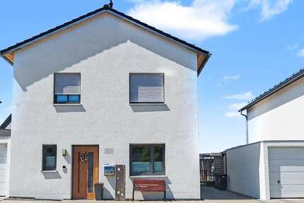 Haus Parsberg - 4 Zimmer, 119 m&sup2;, 520.000&euro; | Angebot:27013535