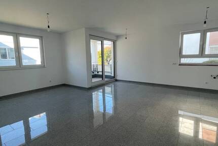 Wohnung Niefern-Öschelbronn / Niefern Niefern - 3 Zimmer, 83 m&sup2;, 1.038&euro; | Angebot:26259086