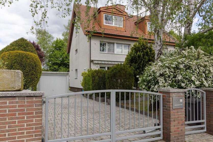 Haus zum Kaufen in Berlin - Tempelhof 650.000 € 132 m²