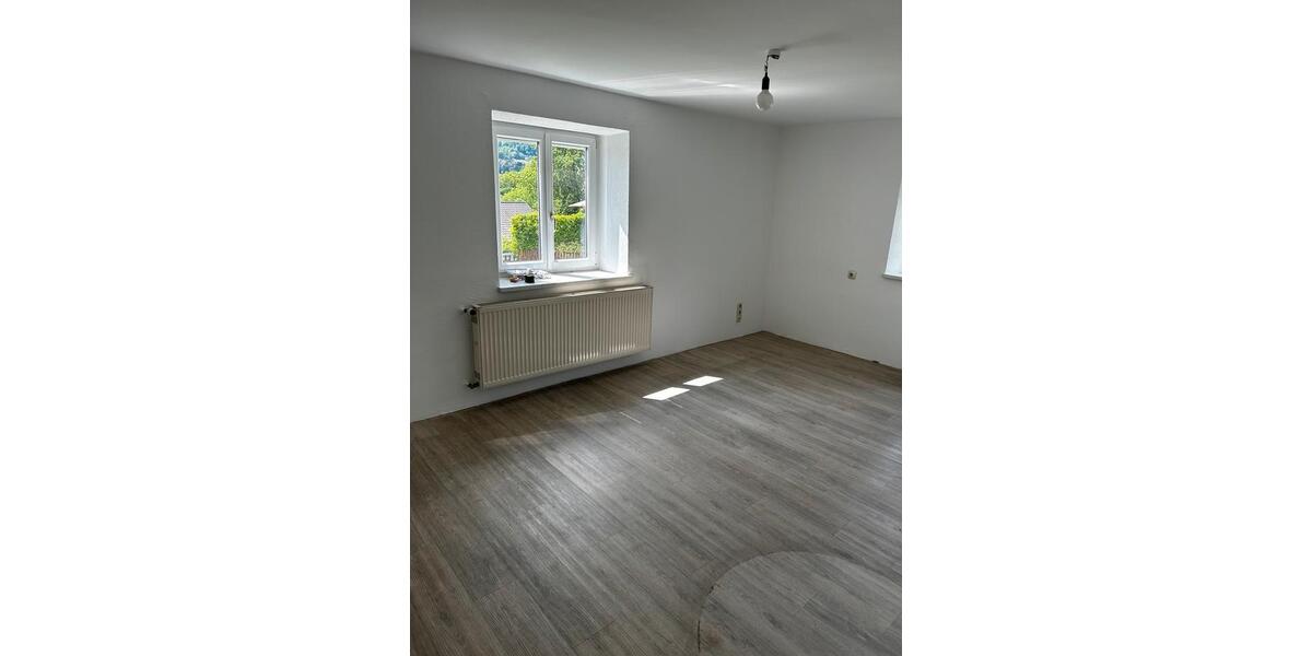 Einfamilienhaus Deggendorf - 5 Zimmer, 107 m&sup2;, 1.250&euro; | Angebot:26218228