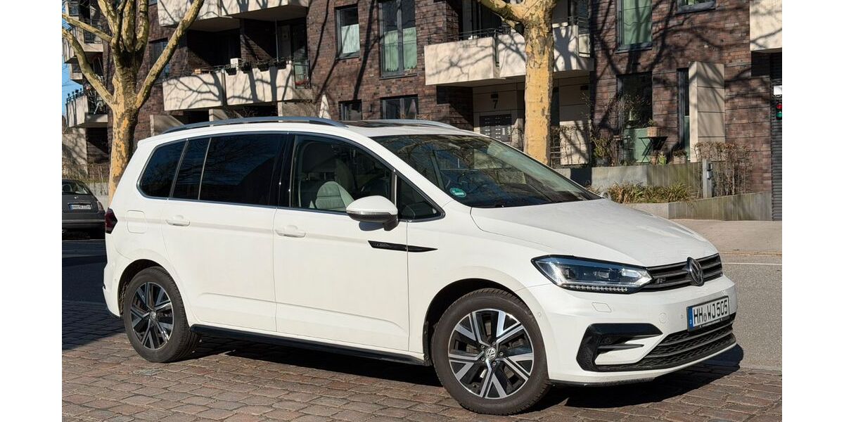 VW Touran 82.300 km 25.900 &euro; Hamburg 22305