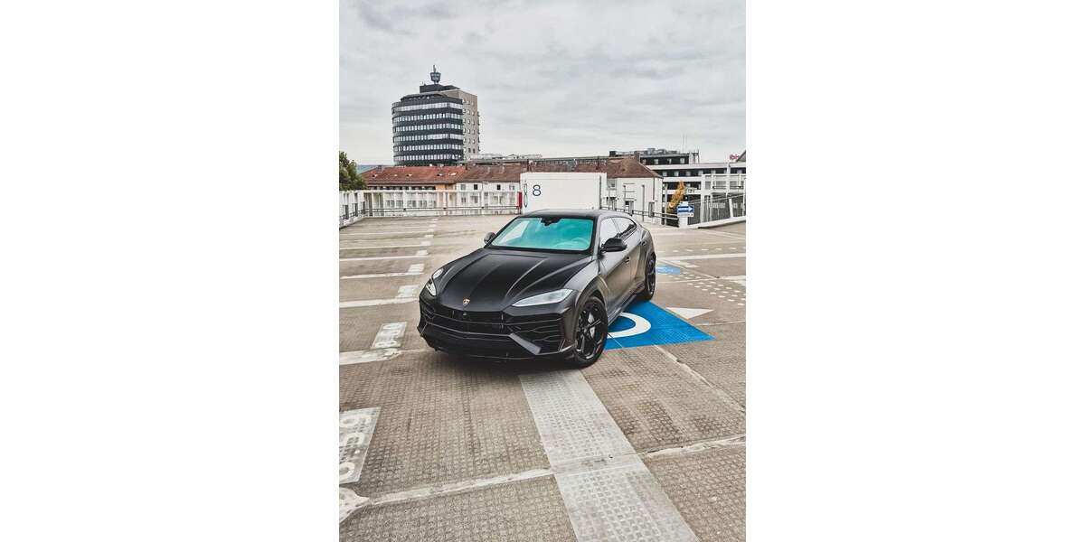 Lamborghini Urus 4.000 km 299.990 &euro; Lauffen a. N. 74348
