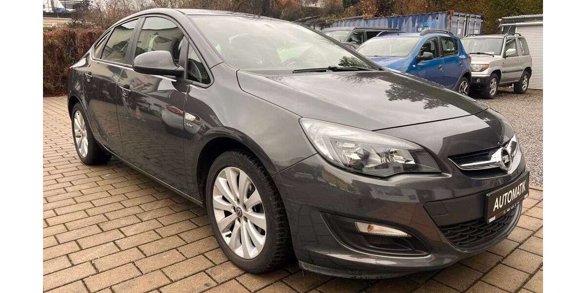 Opel Astra 104.000 km 8.200 &euro; Ludwigsburg 71642