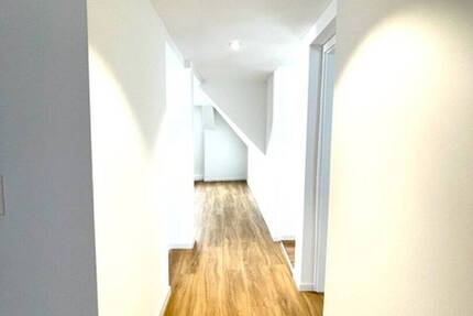 Wohnung Durmersheim - 4 Zimmer, 120 m&sup2;, 1.300&euro; | Angebot:26569337