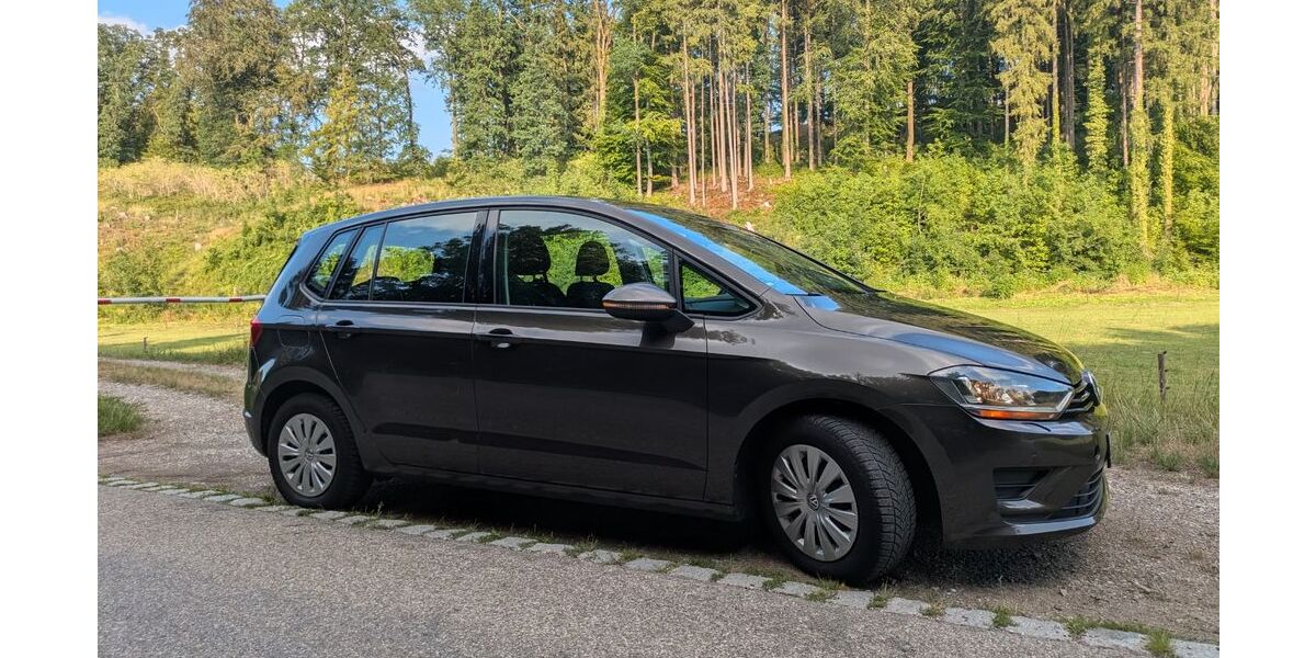 VW Golf Sportsvan 107.000 km 11.100 &euro; Germering 82110