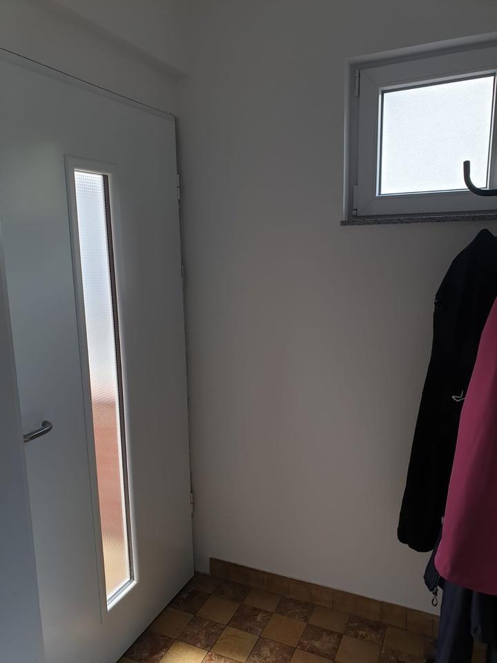 Freistehendes Einfamilienhaus mit Garage