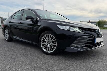 Toyota Camry 131.000 km 21.900 &euro; Barbing 93092