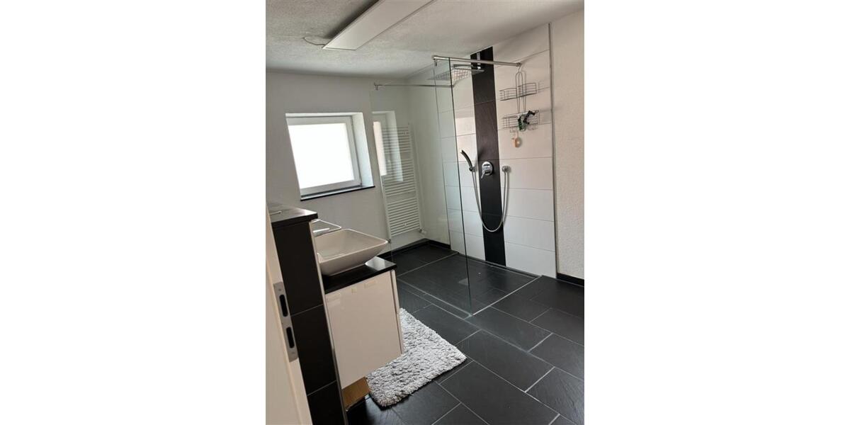 Einfamilienhaus Horb am Neckar - 7 Zimmer, 200 m&sup2;, 1.800&euro; | Angebot:25856131