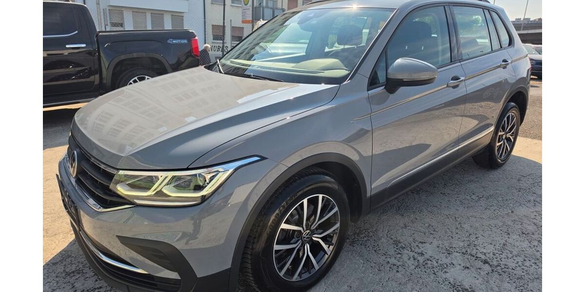 VW Tiguan 158.000 km 21.200 &euro; Mannheim 68159
