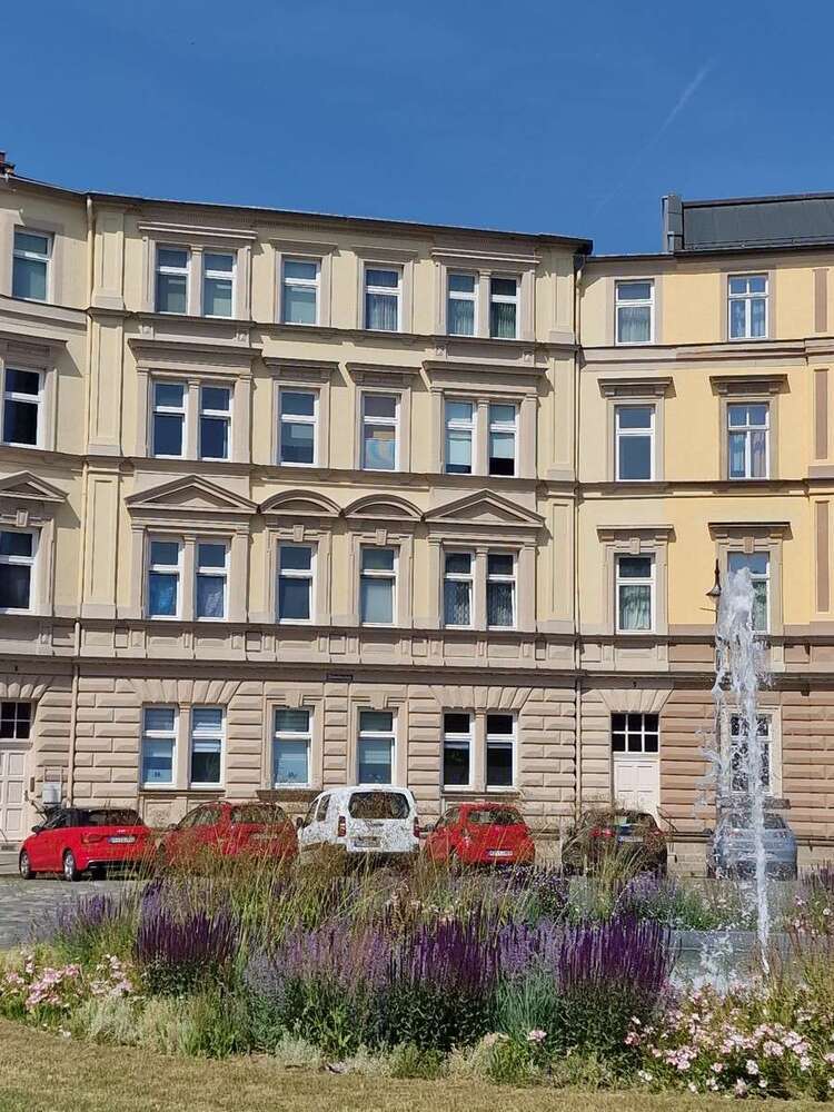 Haus zum Kaufen in Bayreuth 880.000 € 474 m²