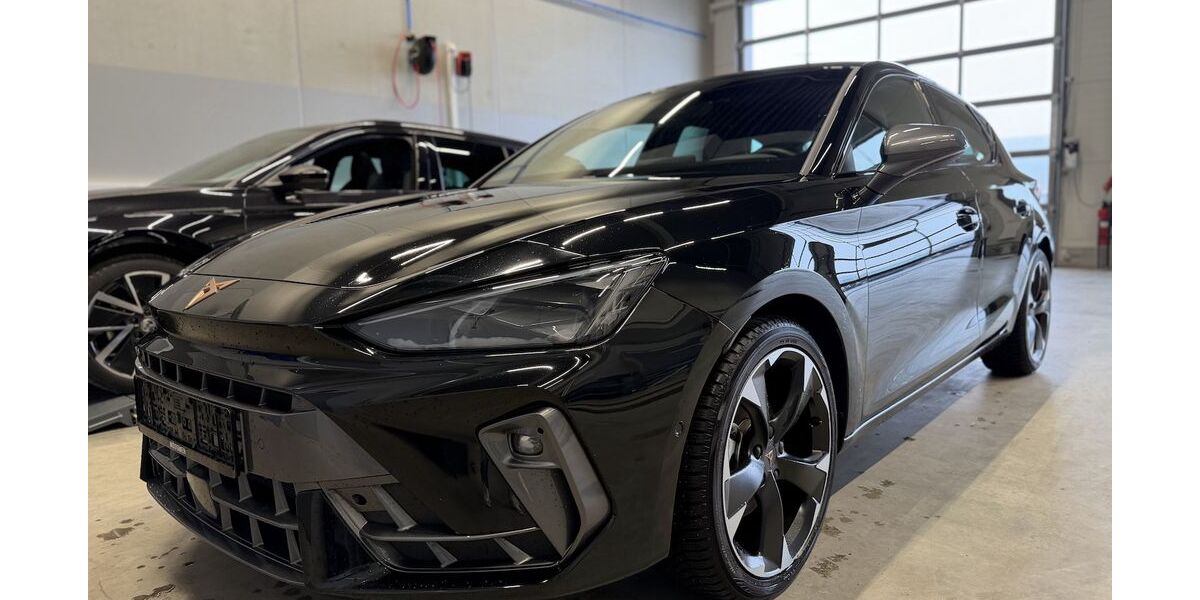 Cupra Leon 26.456 km 27.300 &euro; Memmingen 87700