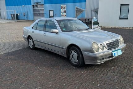 Mercedes-Benz 200 220.000 km 3.500 &euro; Emmerich 46446