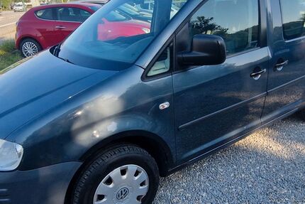 VW Caddy 359.000 km 3.300 &euro; Passau 94036