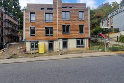 Haus Stolberg (Rhld.) Gressenich - 5 Zimmer, 250 m&sup2;, 2.300&euro; | Angebot:24274753