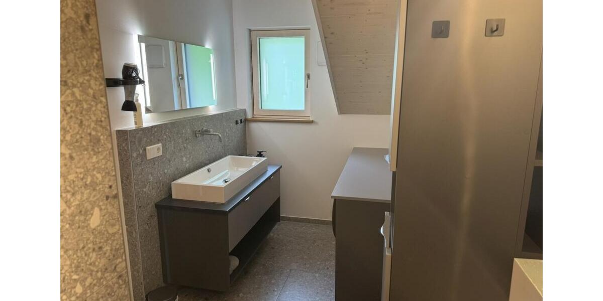 Wohnen auf Zeit Glonn - 2 Zimmer, 60 m&sup2;, 1.700&euro; | Angebot:20833696