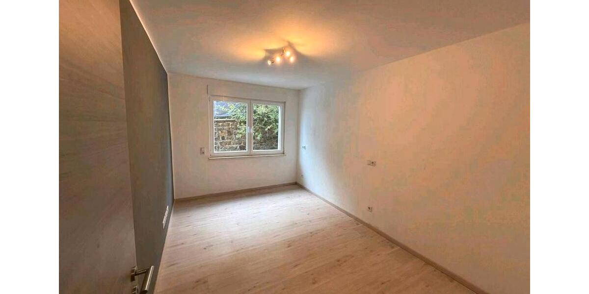 Erdgeschoßwohnung Hüllhorst - 2 Zimmer, 68 m&sup2;, 816&euro; | Angebot:26498565