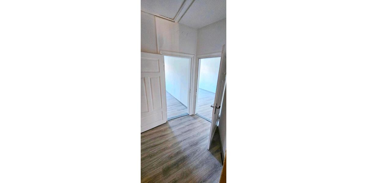 Helle 2 Zimmer Wohnung in Crimmitschau zu vermieten 2 zimmer