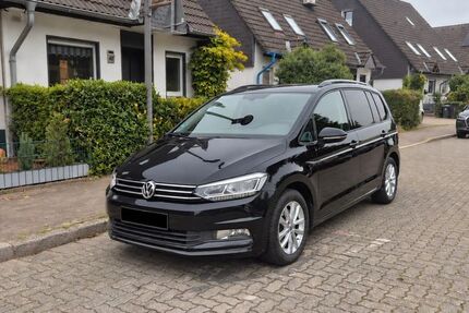 VW Touran 139.000 km 12.800 &euro; Recklinghausen 45657