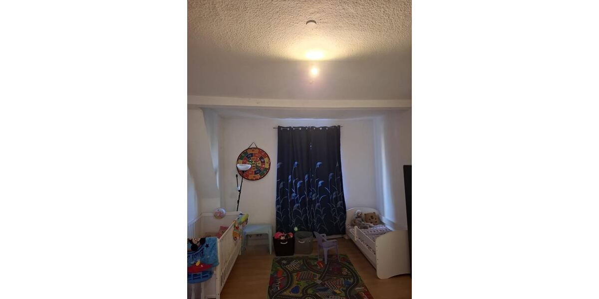 Etagenwohnung Hof Altstadt - 4 Zimmer, 110 m&sup2;, 820&euro; | Angebot:26415651