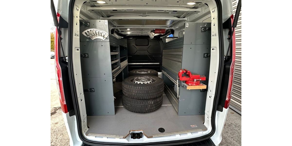 Ford Transit Custom 57.636 km 21.990 &euro; Sindelfingen 71065