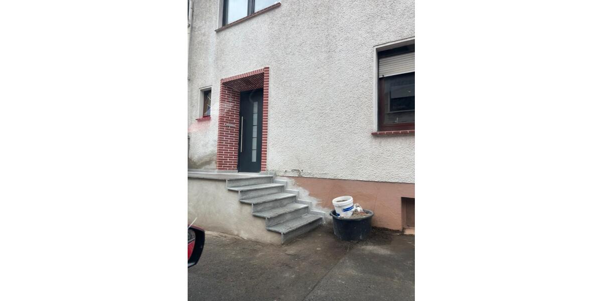 Einfamilienhaus Elze - 6 Zimmer, 150 m&sup2;, 1.000&euro; | Angebot:25876046