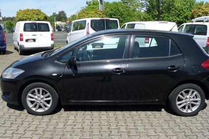 Toyota Auris 200.000 km 3.990 &euro; Erlenbach a. Main 63906