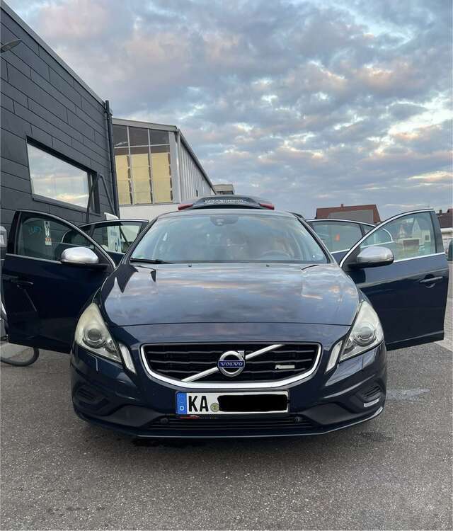 S60