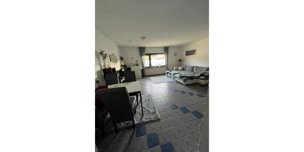 Erdgeschoßwohnung Heusweiler - 3 Zimmer, 91 m&sup2;, 650&euro; | Angebot:25390400