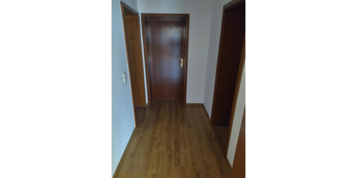 Etagenwohnung Üttfeld - 2 Zimmer, 70 m&sup2;, 550&euro; | Angebot:26692688