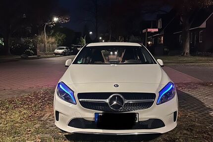 Mercedes-Benz A 180 87.590 km 15.990 &euro; Norderstedt 22850