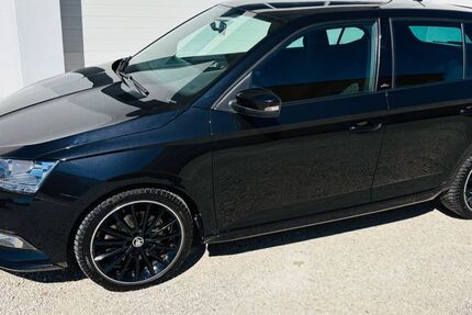 Skoda Fabia 75.500 km 12.990 &euro; Altomünster 85250