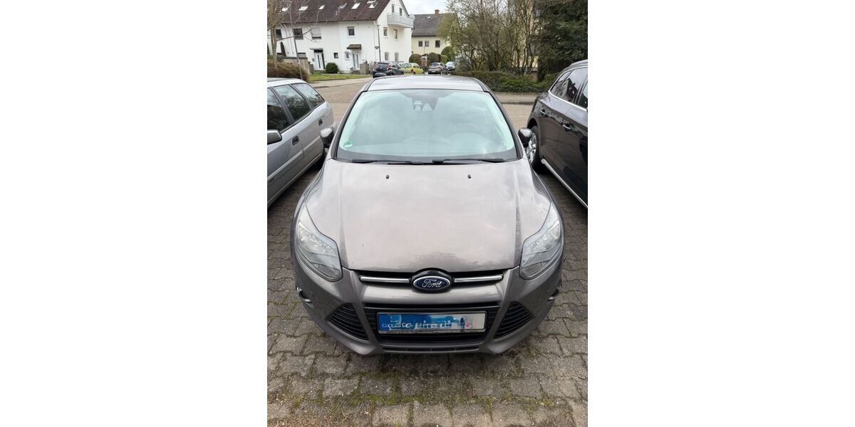 Ford Focus 279.719 km 3.150 &euro; Ettlingen 76275